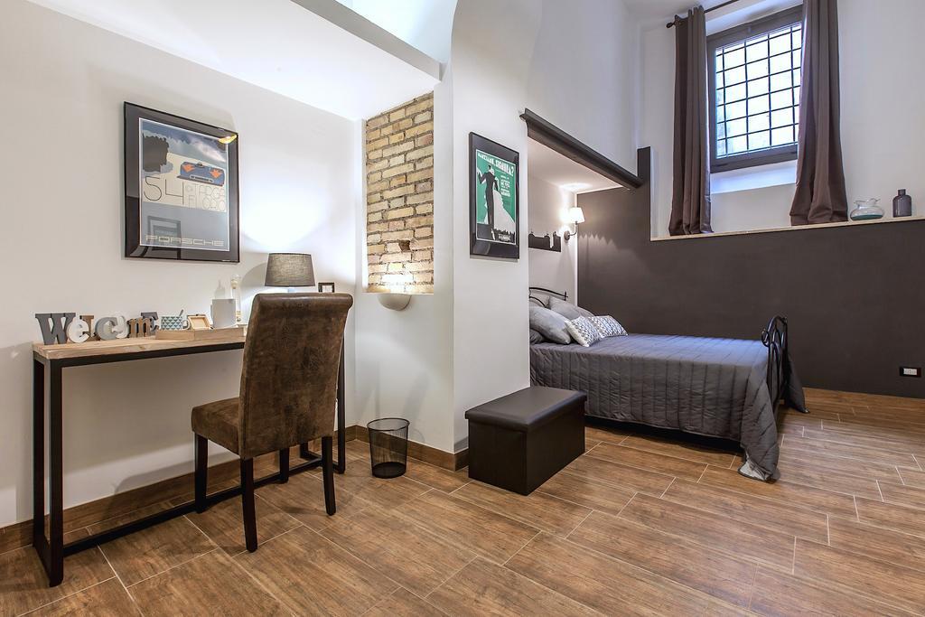 Del Falco Boutique Rooms San Pietro Rom Exterior foto